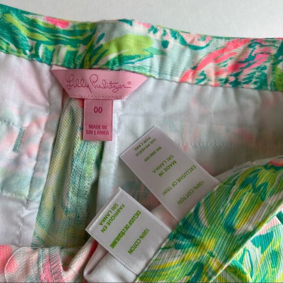 Lilly Pulitzer Adie Short - Picture 6 of 6
